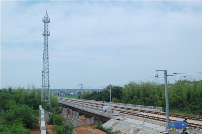 �L(zh��ng)��������ͨӍ�O(sh��)�伯�F(tu��n)���޹�˾�н���V�͌�(zhu��n)GSM-R35���Ĺ�����DK1646+980��